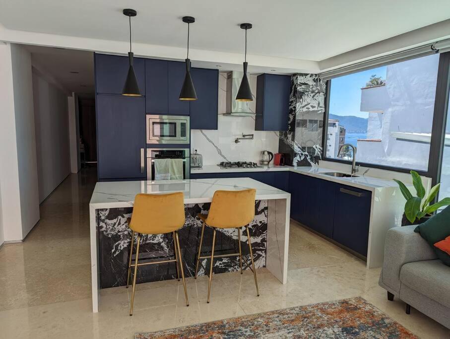 Ocean View Penthouse In P.V. Romantic Zone Puerto Vallarta Exterior photo